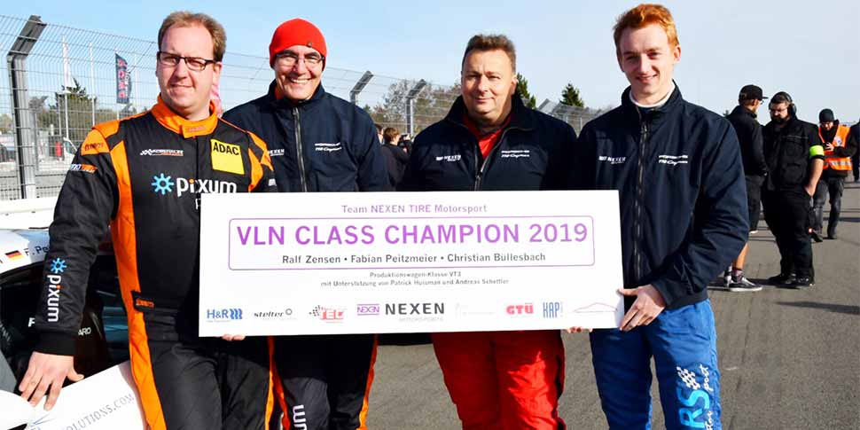 Ralf Zensen, Fabian Peitzmeier und Christian Büllesbach haben die VT3-Wertung der VLN gewonnen