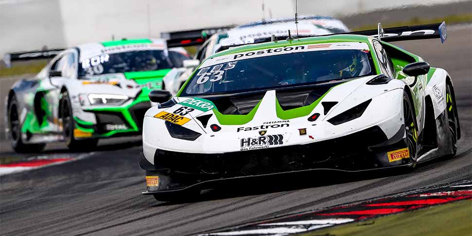 Auf dem Podium: die Lamborghini-Fahrer Franck Perrera und Albert Costa Balboa