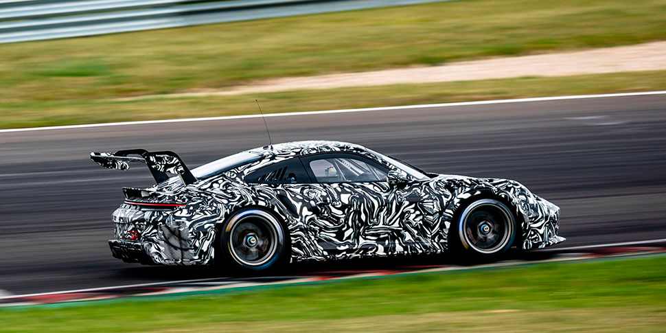 Fahrzeuge Porsche Cayman Pro4