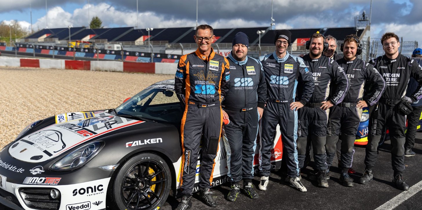#444 Neufeld-Kfz/MOTEC Wheels Porsche Cayman